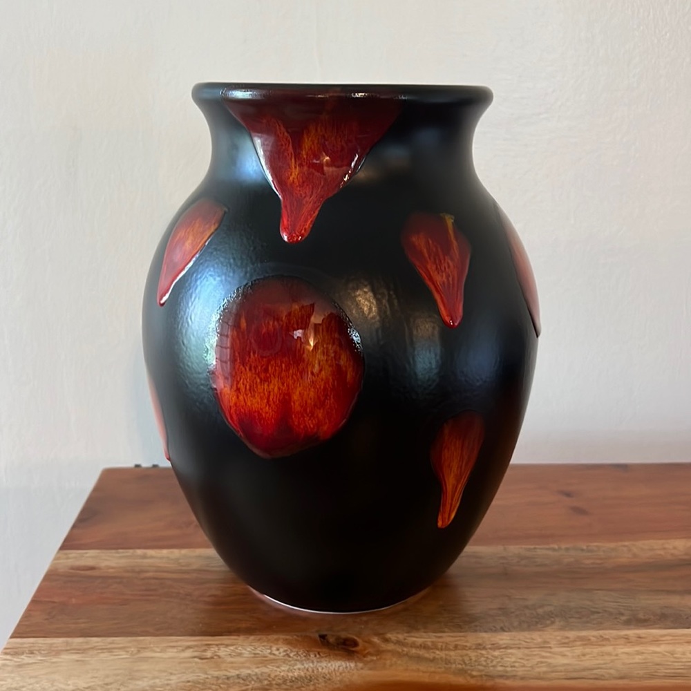 Poole Pottery England Galaxy Pattern Matte Black With Lava Glaze Large Vase.